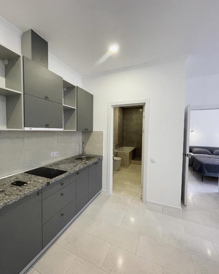 סרגייבקה Boutique Hotel Enjoy מראה חיצוני תמונה