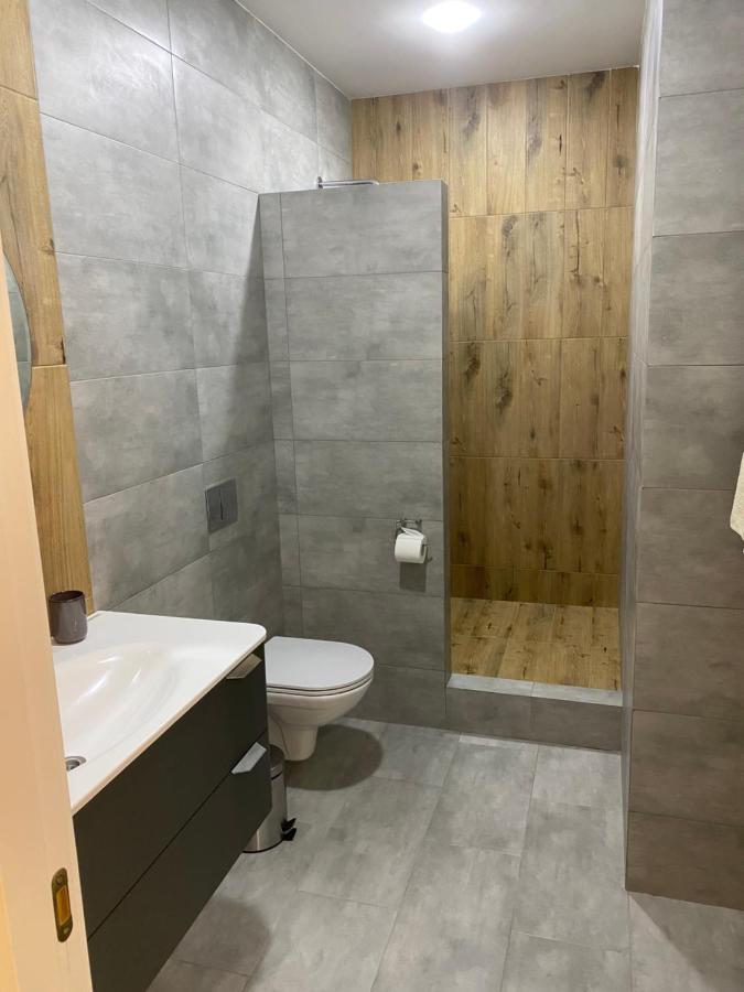סרגייבקה Boutique Hotel Enjoy מראה חיצוני תמונה
