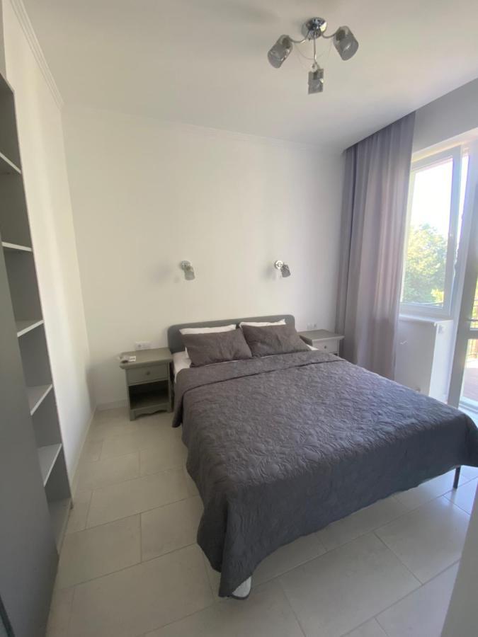 סרגייבקה Boutique Hotel Enjoy מראה חיצוני תמונה