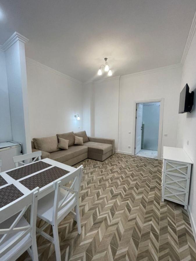 סרגייבקה Boutique Hotel Enjoy מראה חיצוני תמונה