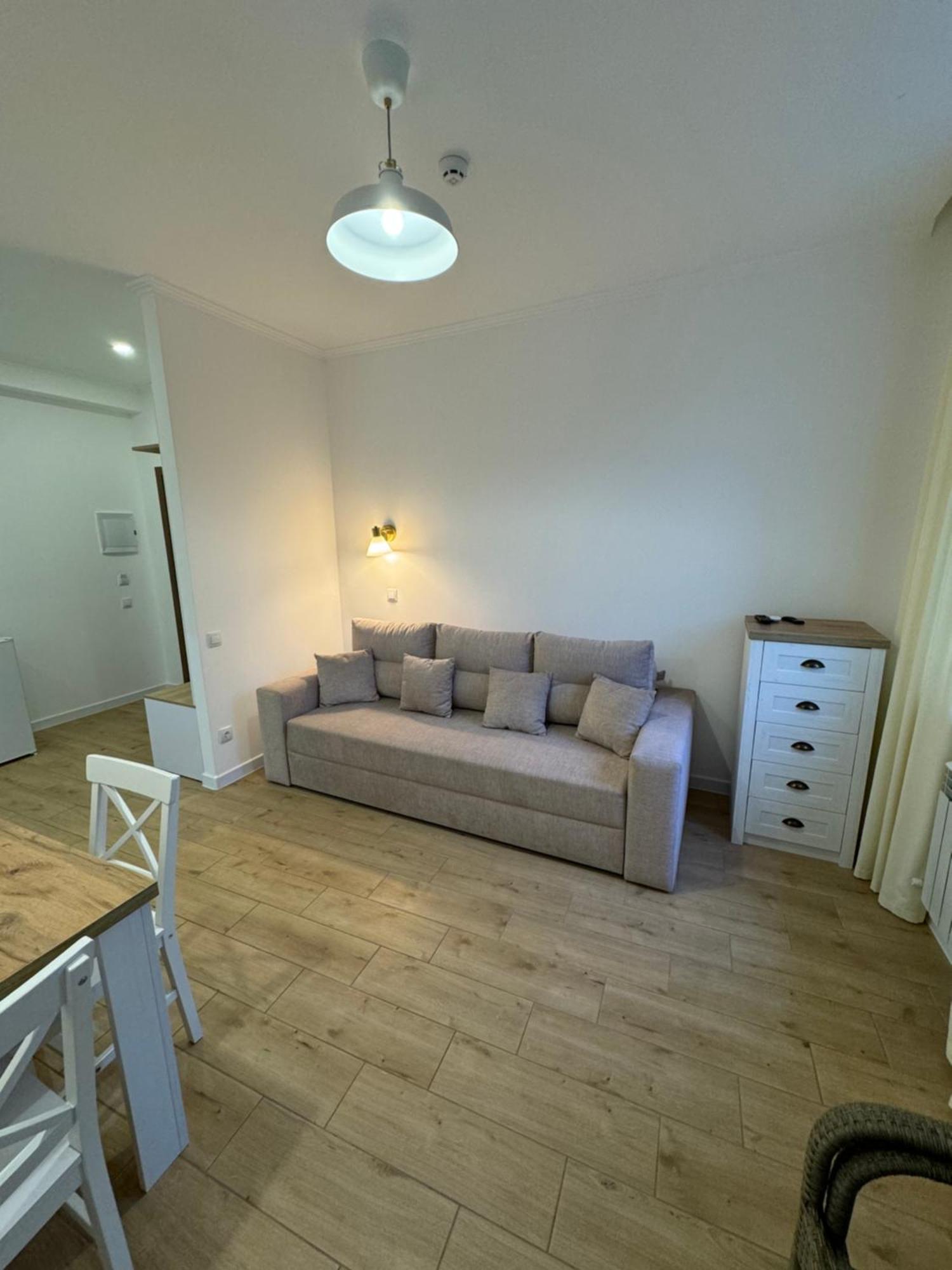סרגייבקה Boutique Hotel Enjoy מראה חיצוני תמונה