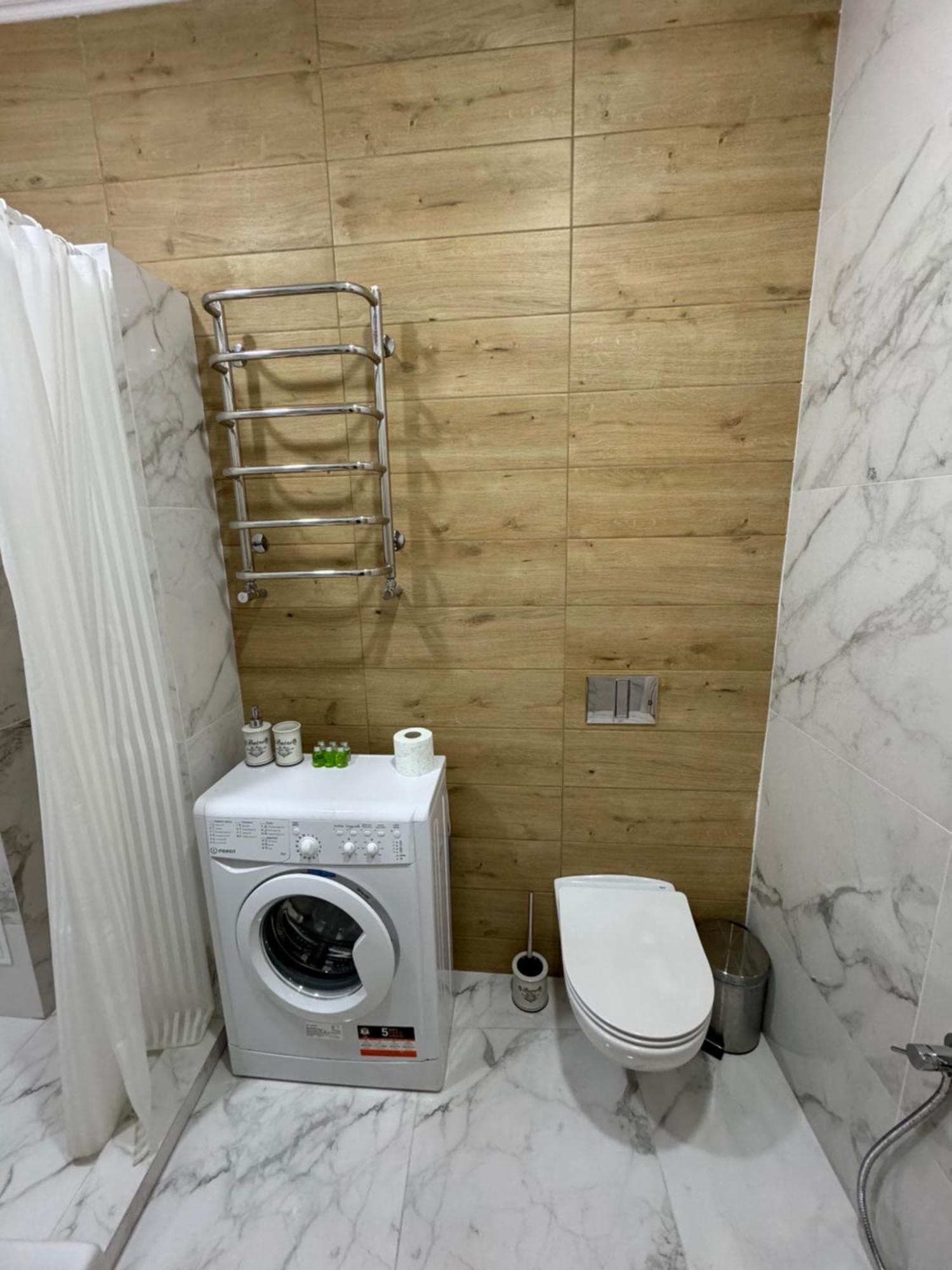 סרגייבקה Boutique Hotel Enjoy מראה חיצוני תמונה